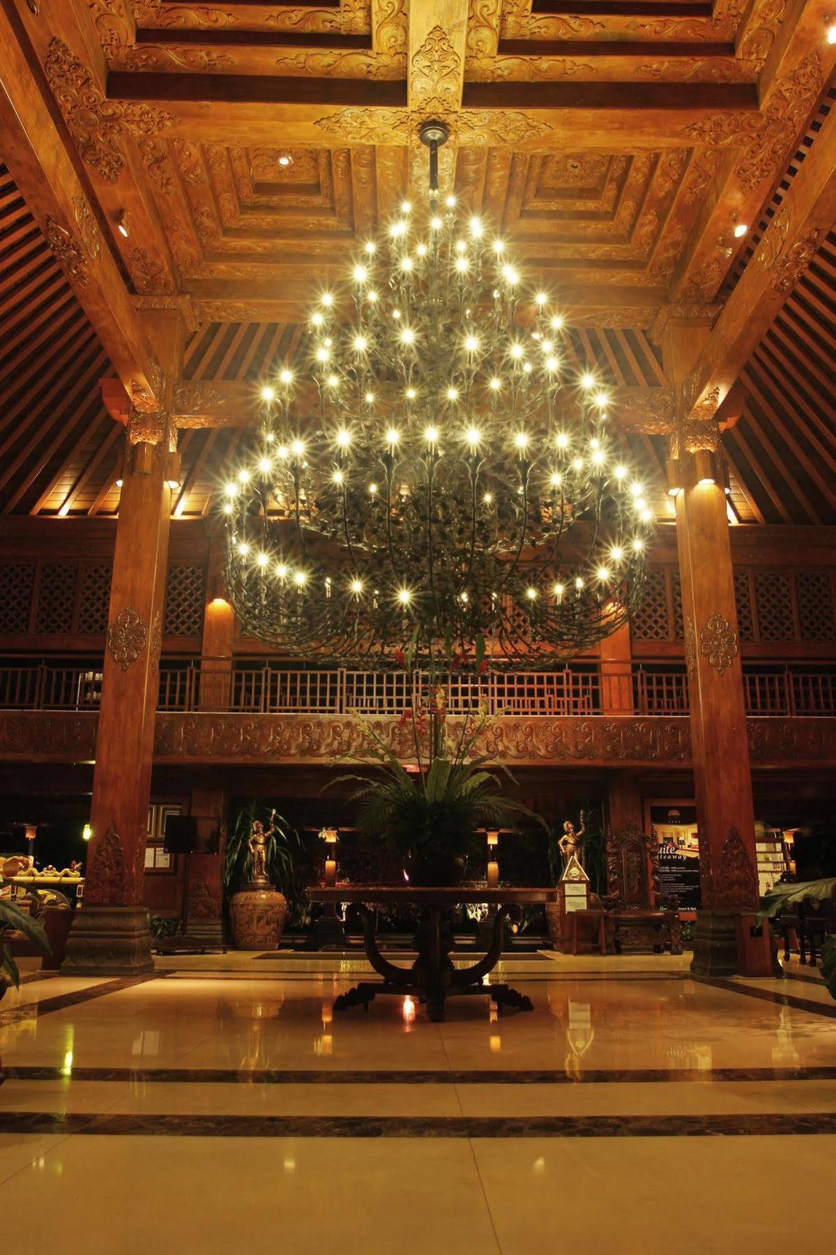 Laras Asri Resort & Spa Salatiga Εξωτερικό φωτογραφία