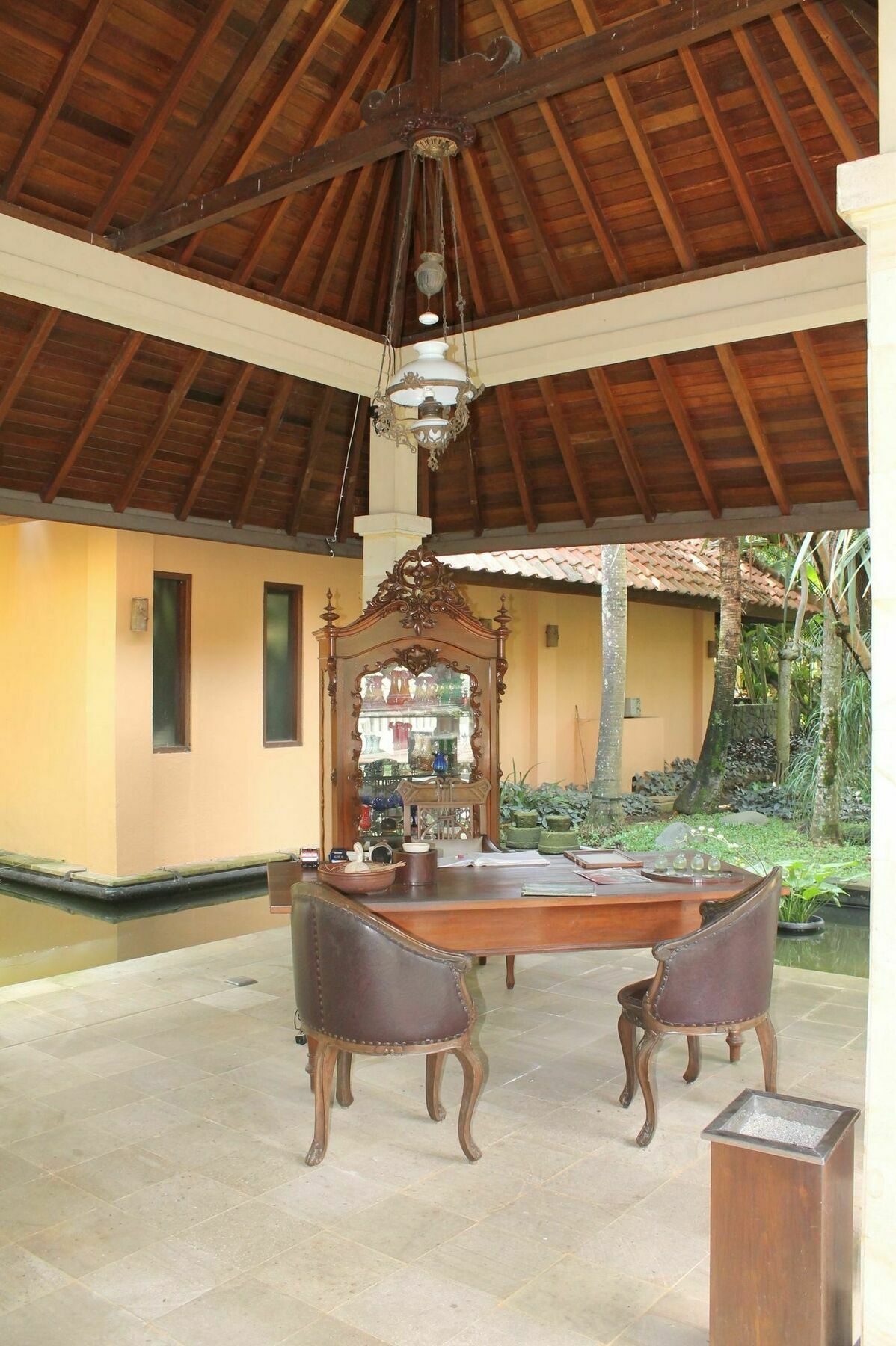 Laras Asri Resort & Spa Salatiga Εξωτερικό φωτογραφία